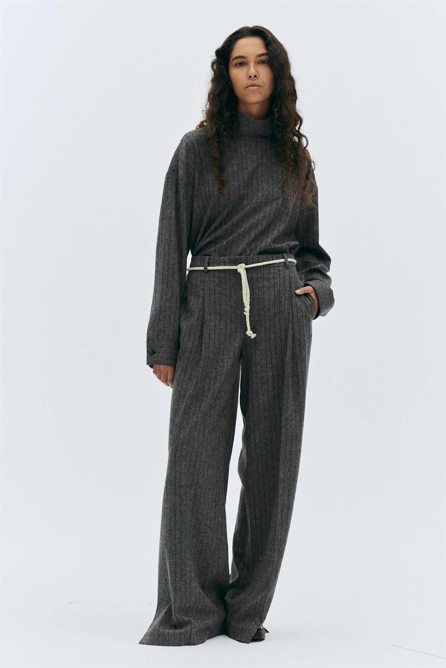 Bukser | Tilda Pants Grey/Black stripes
